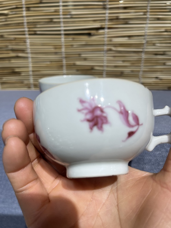 古玩陶瓷胭脂紅彩花卉紋茶杯拍賣(mài)，當(dāng)前價(jià)格2800元