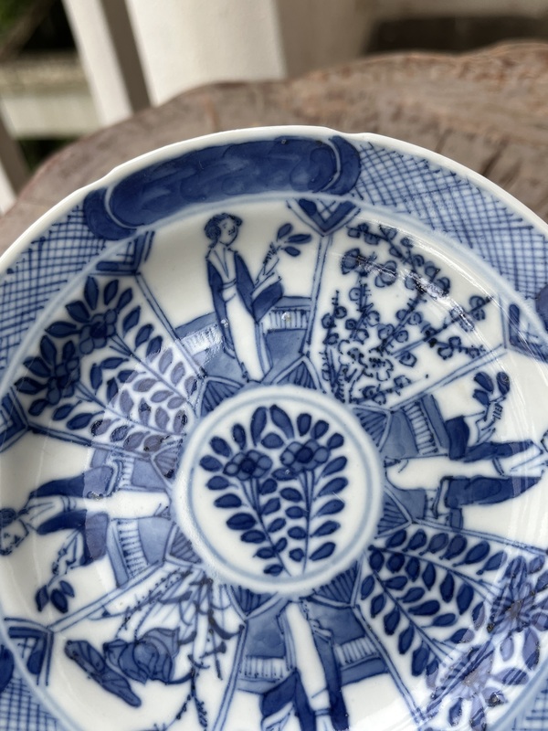 古玩陶瓷晚清小康四美圖青花盤拍賣,當前價格350元