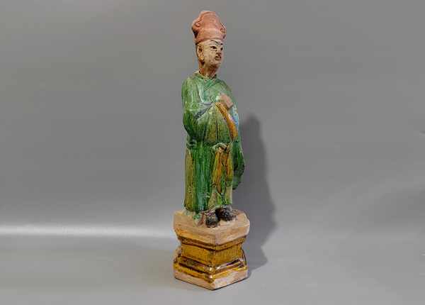 古玩陶瓷三彩人物站立俑拍賣，當(dāng)前價(jià)格6500元