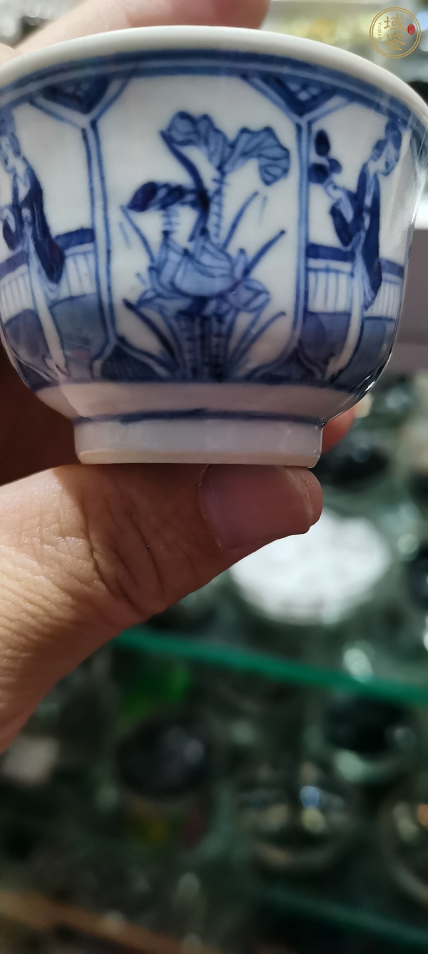 古玩陶瓷青花仕女人物茶杯真品鑒賞圖