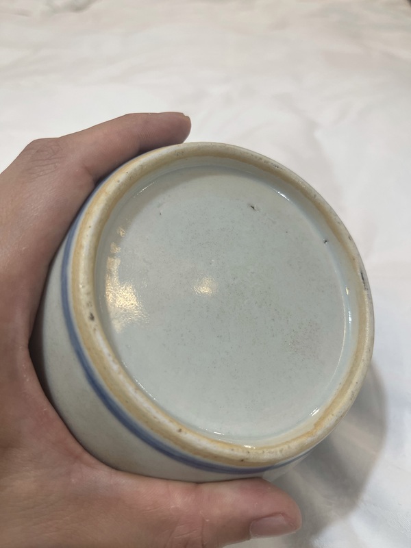古玩陶瓷青花人物故事紋蓋罐拍賣，當(dāng)前價(jià)格3500元