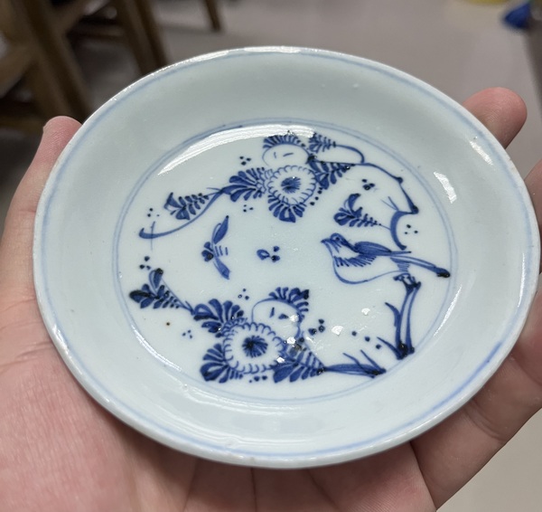 古玩陶瓷康熙·青花花鳥紋小盤拍賣,當(dāng)前價(jià)格1200元