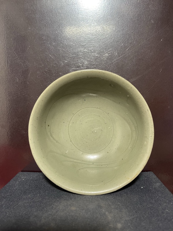 古玩陶瓷元龍泉青瓷刻花撇口碗拍賣，當(dāng)前價(jià)格6500元