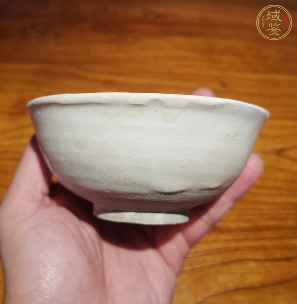 古玩陶瓷霍州窯白釉茶碗真品鑒賞圖