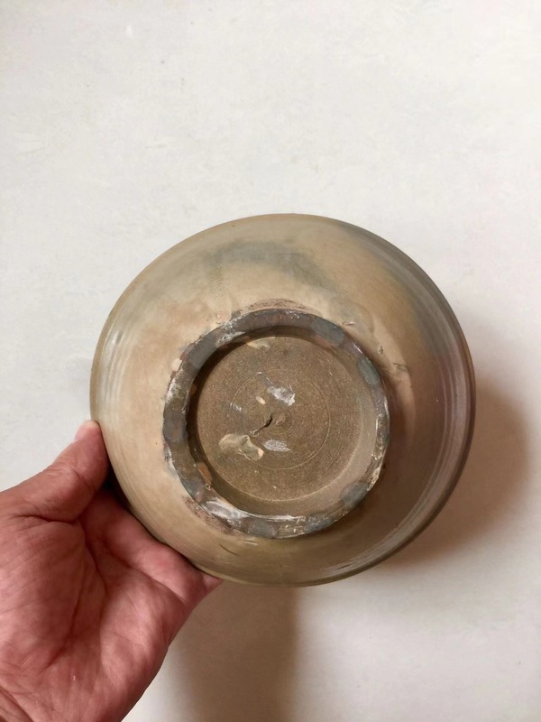 古玩陶瓷越窯青瓷撇口碗拍賣,當(dāng)前價格1600元