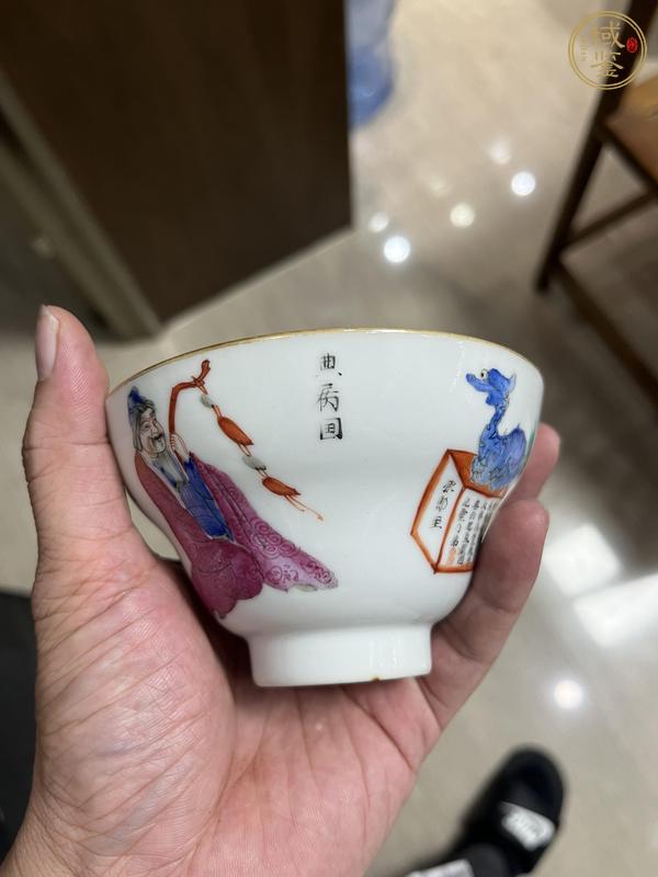 古玩陶瓷粉彩無(wú)雙譜人物折腰杯真品鑒賞圖