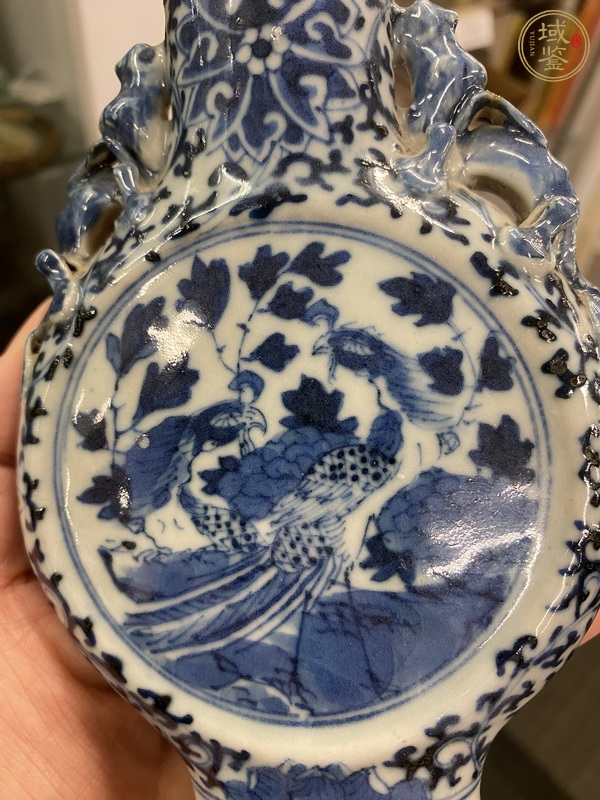 古玩陶瓷鳳紋青花抱月瓶真品鑒賞圖