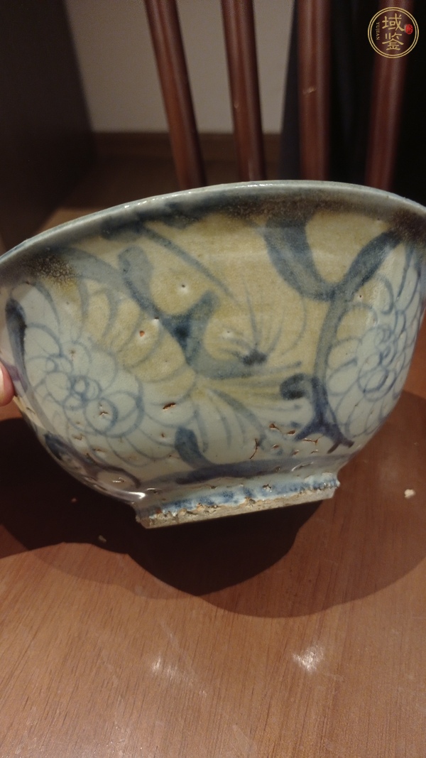 古玩陶瓷青花花卉紋茶碗真品鑒賞圖