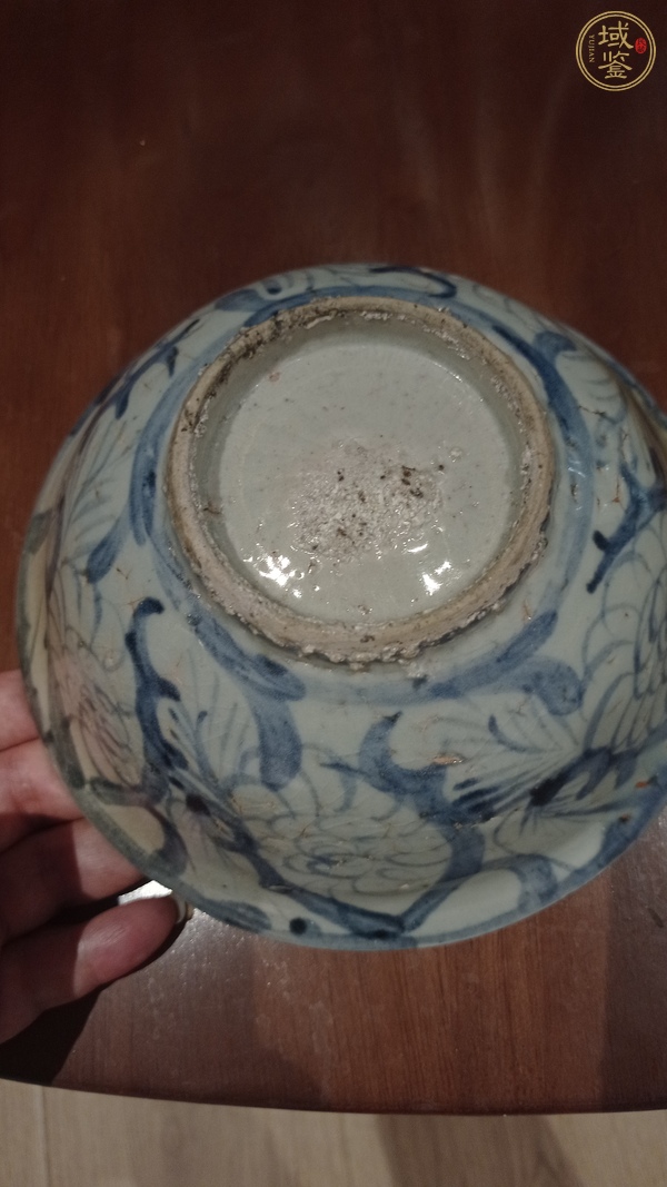 古玩陶瓷青花花卉紋茶碗真品鑒賞圖