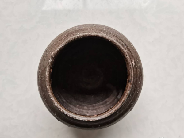 古玩陶瓷宣州窯褐釉茶葉罐拍賣,當前價格0元