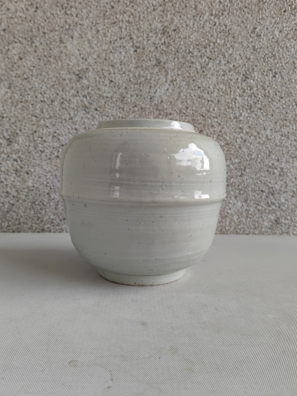 古玩陶瓷清中期白釉罐拍賣,當前價格678元