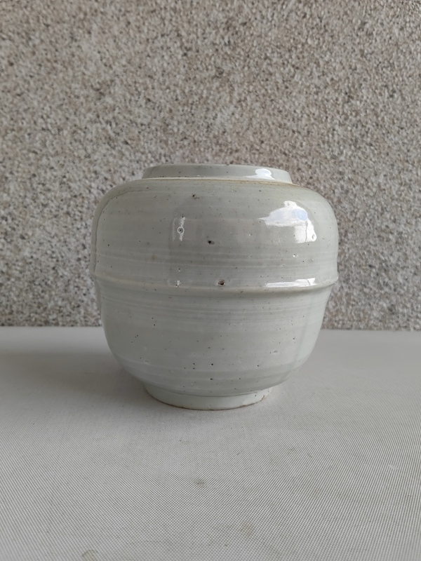 古玩陶瓷清中期白釉罐拍賣,當前價格678元