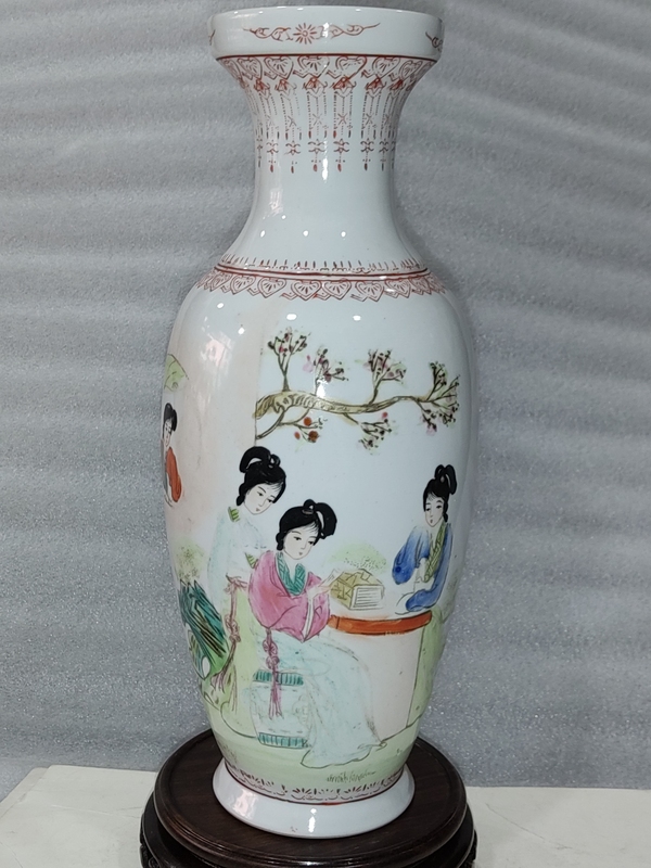 古玩陶瓷仕女紋瓶拍賣,當前價格1268元