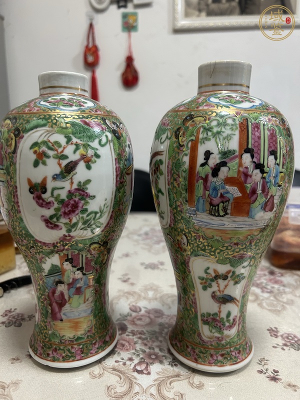 古玩陶瓷人物花鳥蝶紋廣彩瓶真品鑒賞圖