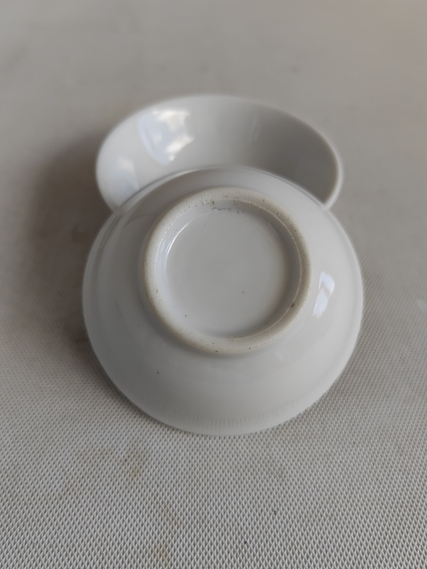 古玩陶瓷白釉小碟拍賣,當前價格150元