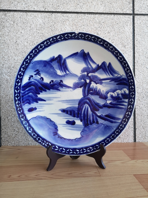 古玩陶瓷山水紋青花盤拍賣,當前價格550元