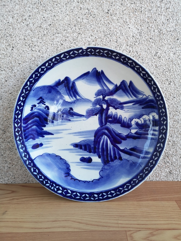 古玩陶瓷山水紋青花盤拍賣,當前價格550元