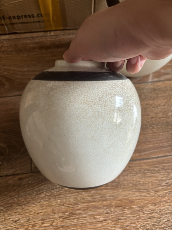 古玩陶瓷哥釉茶葉罐拍賣,當前價格780元