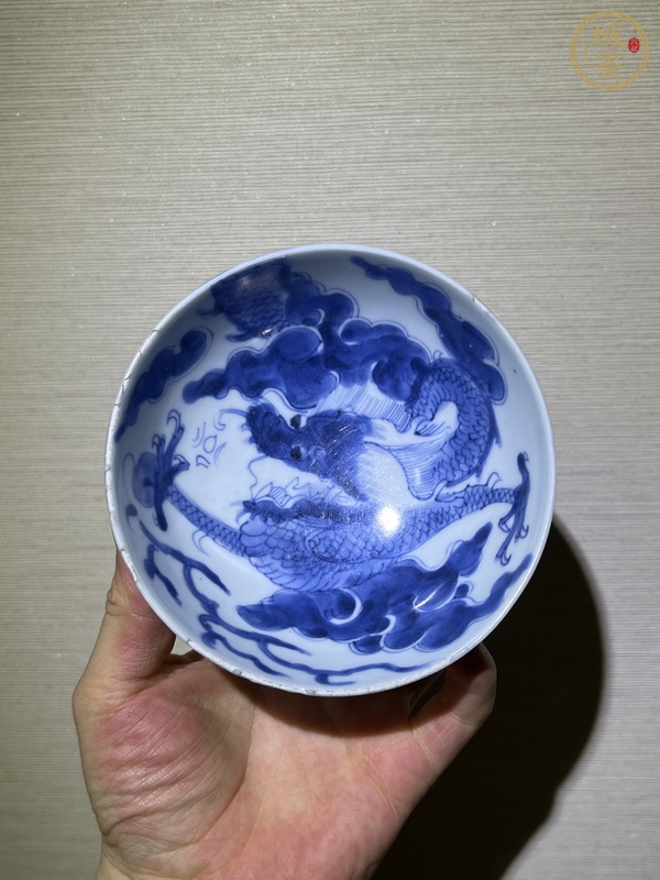 古玩陶瓷清雍正青花過墻龍紋茶園真品鑒賞圖