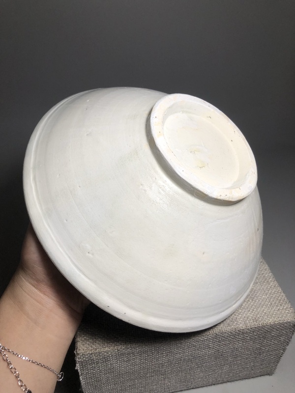 古玩陶瓷五代邢窯白釉大碗拍賣,當前價格3888元