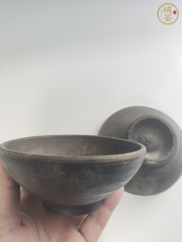 古玩陶瓷黑陶茶盞真品鑒賞圖