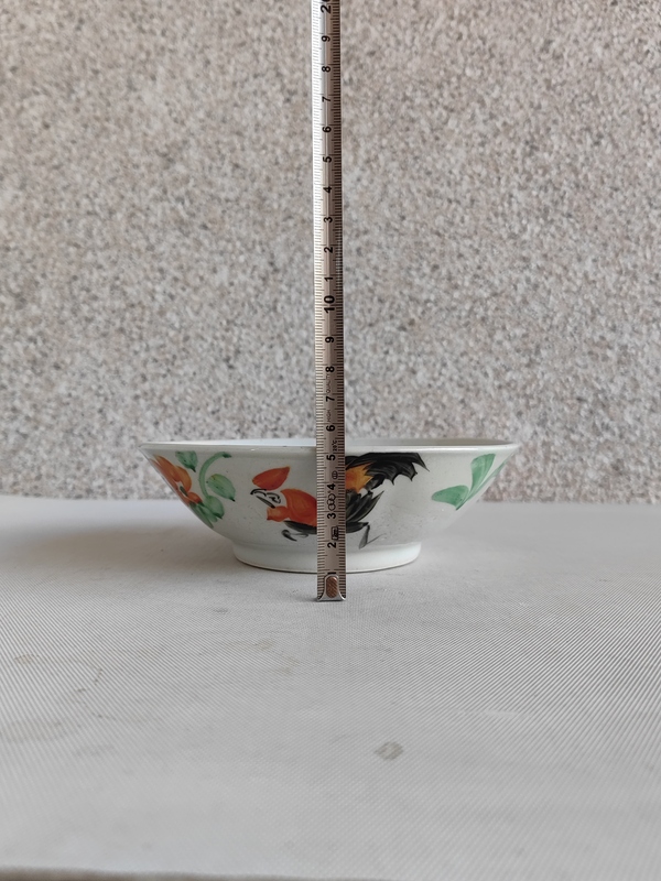 古玩陶瓷粉彩官上加官紋葵口碗拍賣,當前價格234元