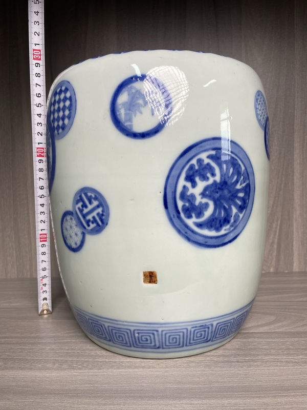 古玩陶瓷清中期 青花皮球花紋文房案缸拍賣,當前價格850元