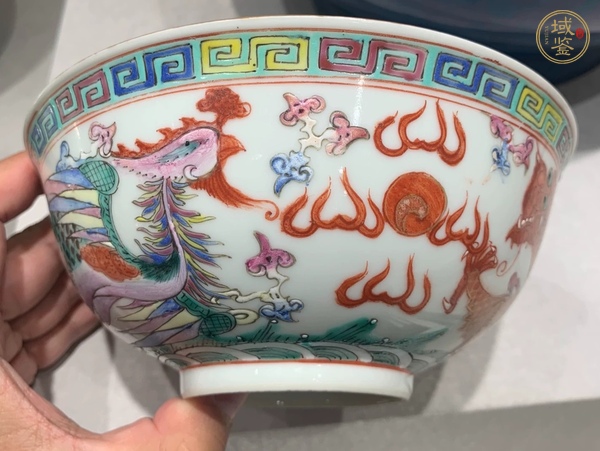 古玩陶瓷粉彩龍鳳碗真品鑒賞圖