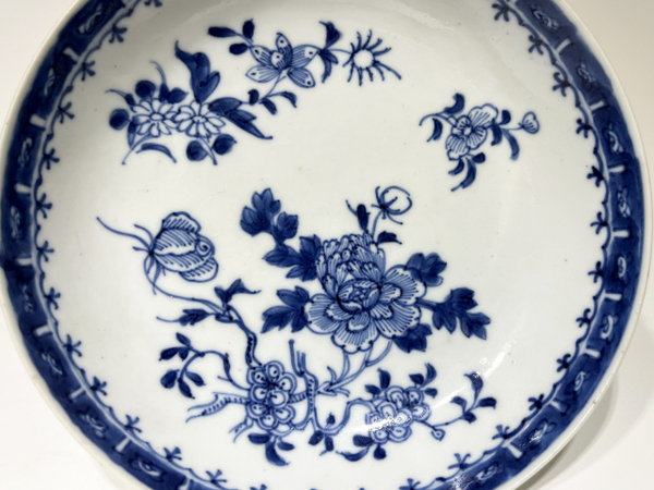 古玩陶瓷康熙.己保真青花花卉紋盤520拍賣,當前價格520元