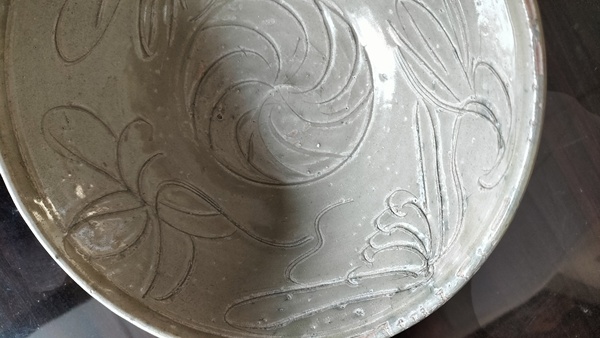 古玩陶瓷北宋龍泉青瓷劃花大碗拍賣,當前價格1888元