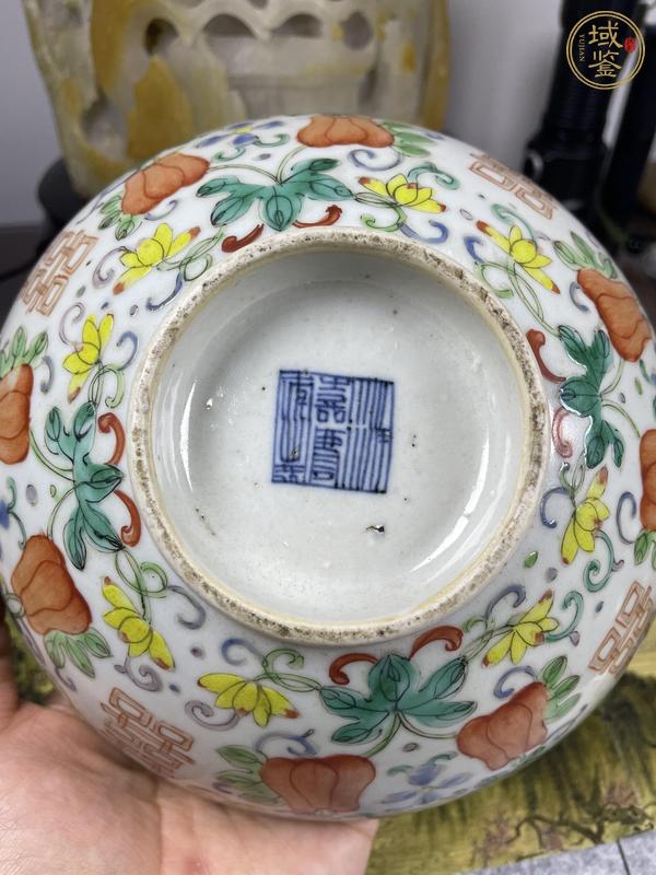 古玩陶瓷粉彩瓜瓞綿綿圖茶碗真品鑒賞圖