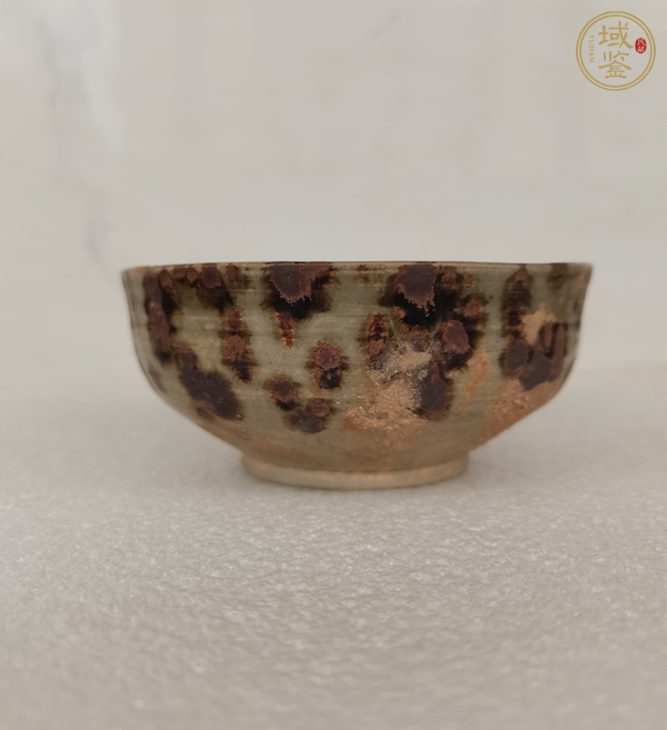 古玩陶瓷青釉褐彩羅漢碗真品鑒賞圖