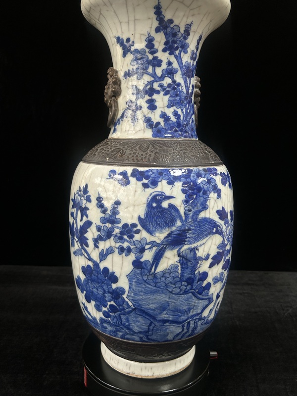 古玩陶瓷青花鐵銹花花卉紋鋪首瓶拍賣,當前價格9800元