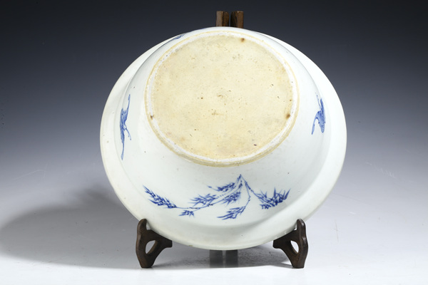 古玩陶瓷清中晚·青花釉里紅洞石花鳥紋凈手盆拍賣，當(dāng)前價(jià)格355元