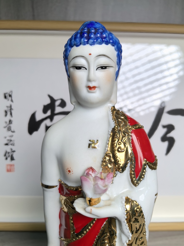 古玩陶瓷創匯 粉彩佛造像拍賣,當前價格160元
