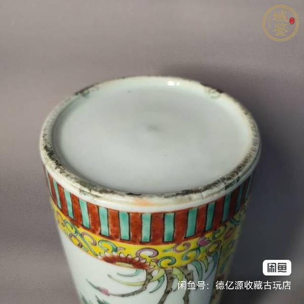 古玩陶瓷花蝶紋粉彩帽筒真品鑒賞圖