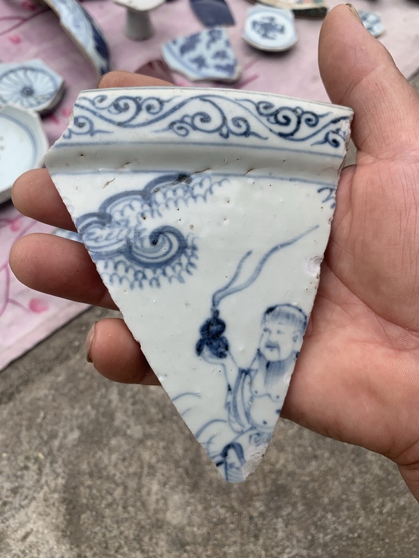 古玩陶瓷空白期青花瓷片拍賣,當(dāng)前價(jià)格5000元