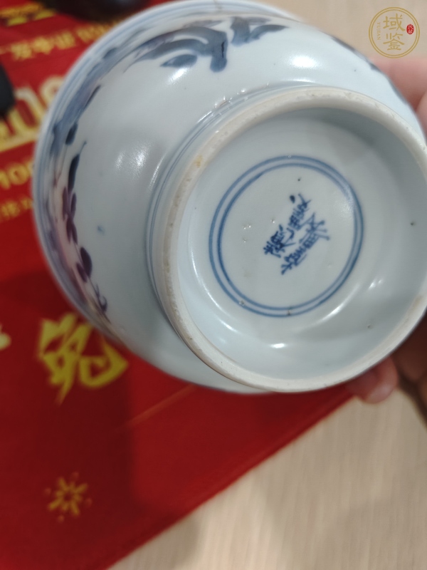 古玩陶瓷 花卉紋青花碗真品鑒賞圖