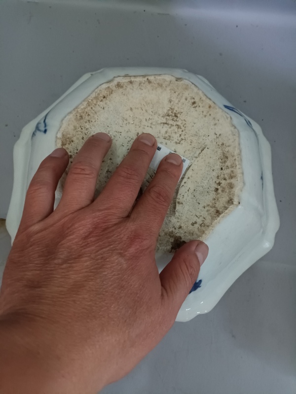 古玩陶瓷清中期青花人物故事八方窩角盆拍賣,當(dāng)前價(jià)格2888元