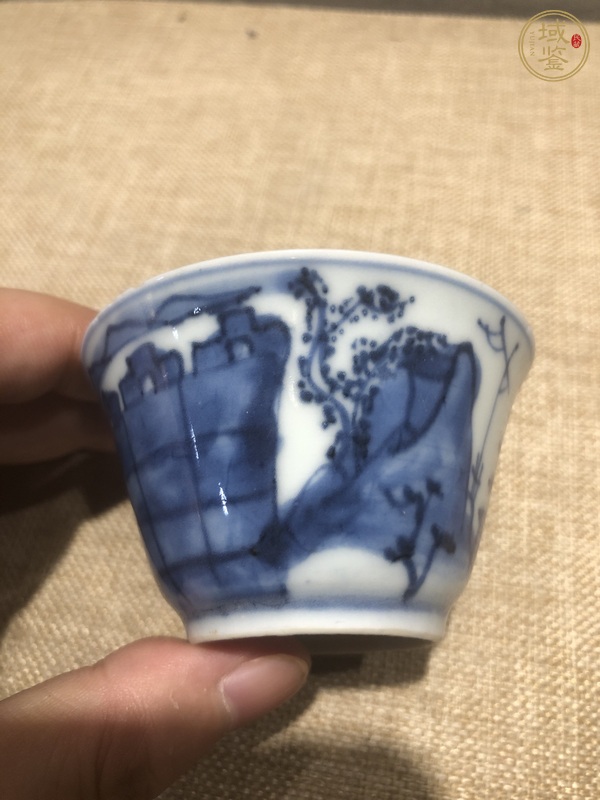 古玩陶瓷青花山水人物紋杯真品鑒賞圖