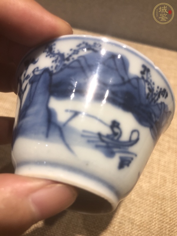 古玩陶瓷青花山水人物紋杯真品鑒賞圖