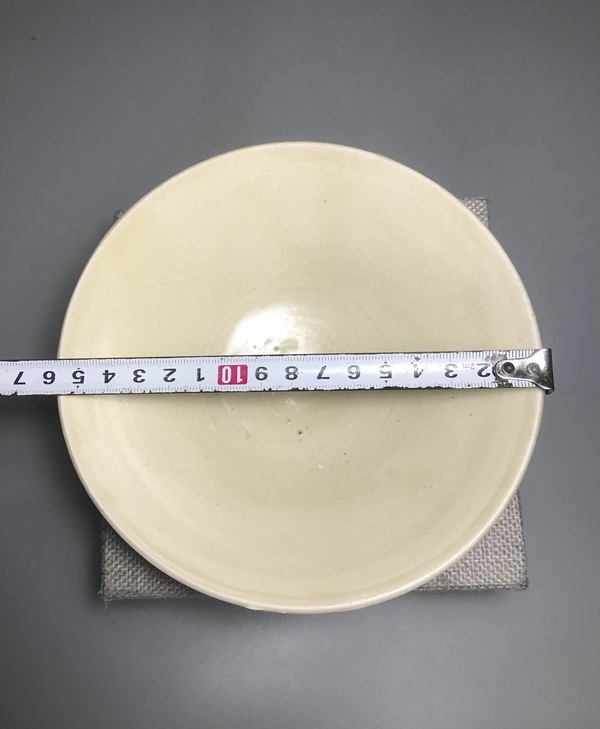 古玩陶瓷(收藏級(jí))精美釉水漂亮米黃釉深腹大碗(收藏品)拍賣(mài),當(dāng)前價(jià)格0元