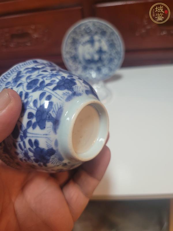 古玩陶瓷清代康熙花卉紋青花杯盤真品鑒賞圖