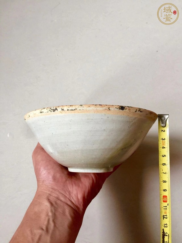 古玩陶瓷青白釉雙魚(yú)出筋面包碗真品鑒賞圖