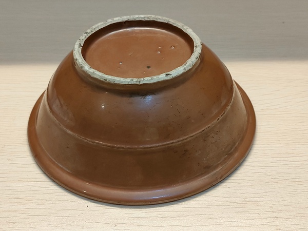 古玩陶瓷清中外醬釉內(nèi)青花筆洗拍賣，當(dāng)前價格680元