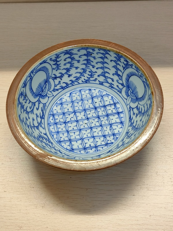 古玩陶瓷清中外醬釉內(nèi)青花筆洗拍賣，當(dāng)前價格680元