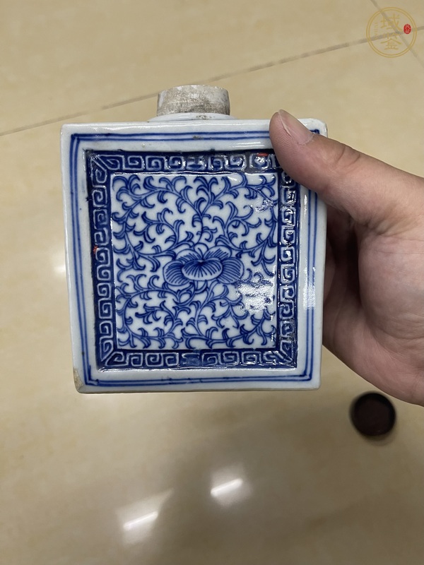 古玩陶瓷青花茶葉罐真品鑒賞圖