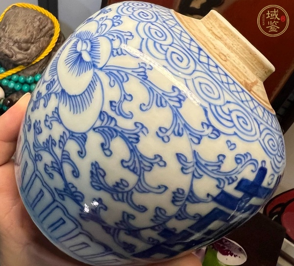 古玩陶瓷青花纏枝蓮罐真品鑒賞圖