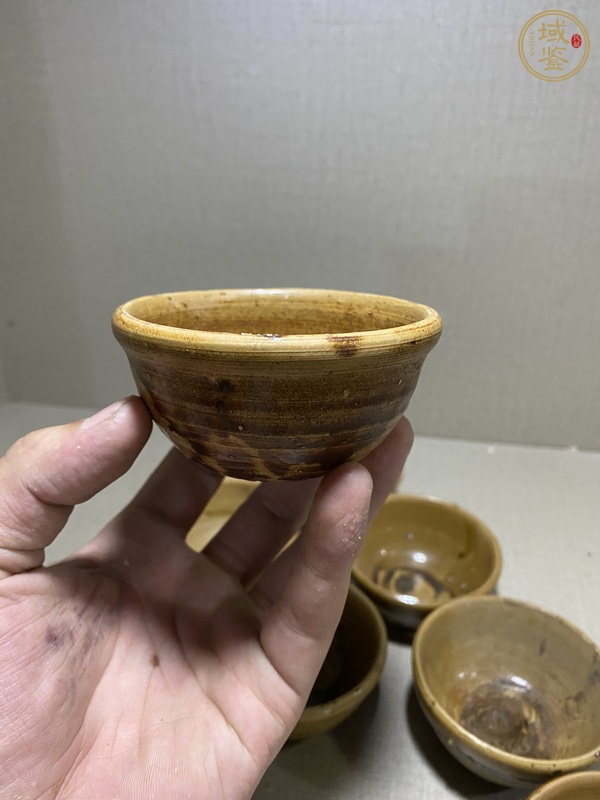 古玩陶瓷褐釉茶盞真品鑒賞圖