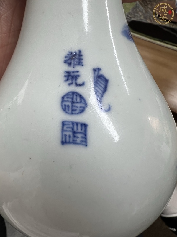 古玩陶瓷青花愛(ài)菊?qǐng)D小琵琶尊，疑似復(fù)窯真品鑒賞圖